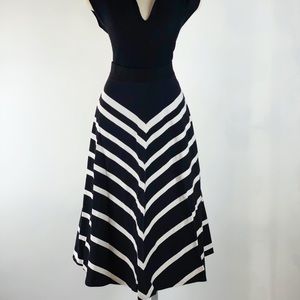 Banana republic Sloan Chevron stripe skirt